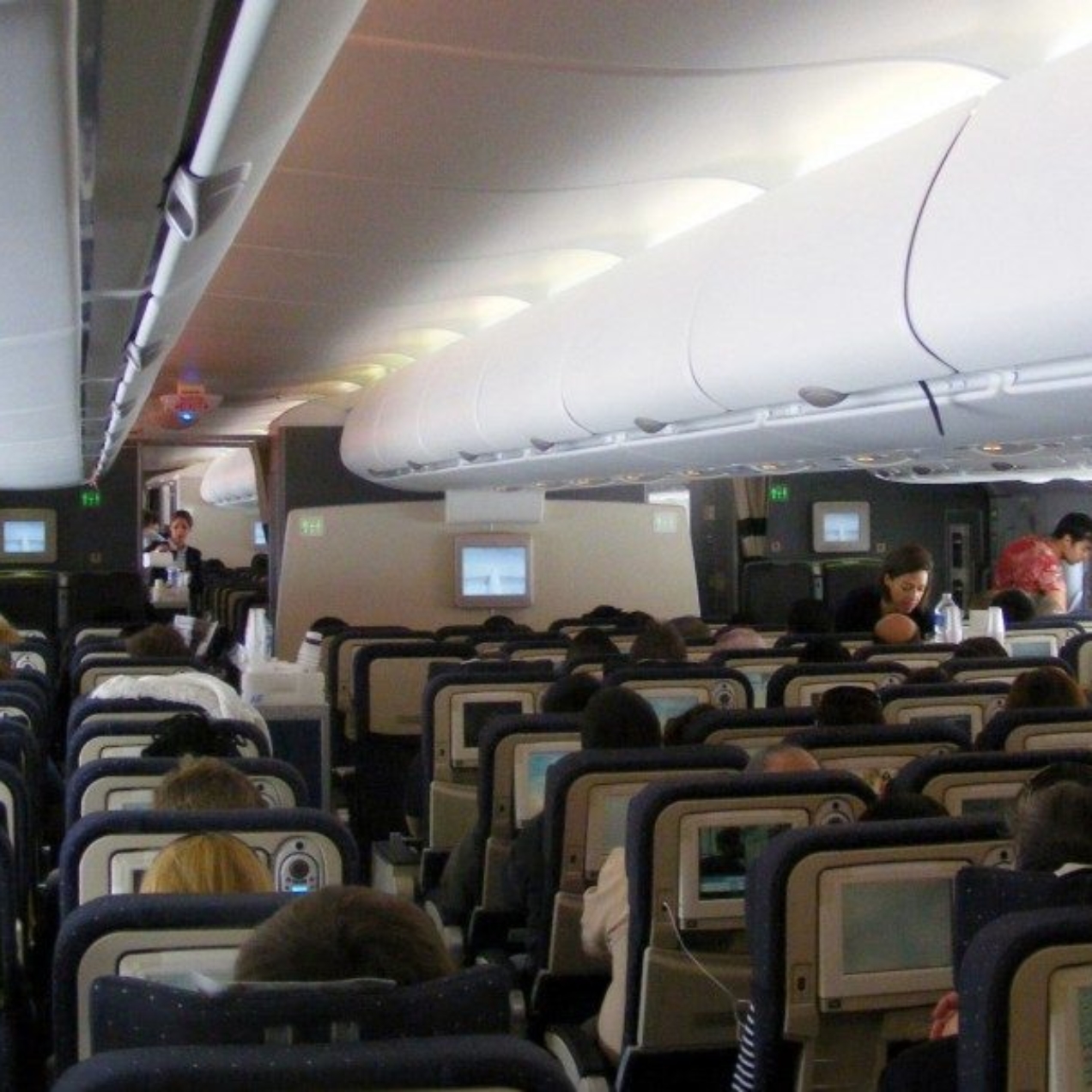Comment choisir sa place dans l’avion pour un vol long courrier ?