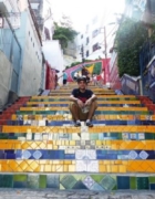 Sommes-nous influencés par les guides de voyage ?